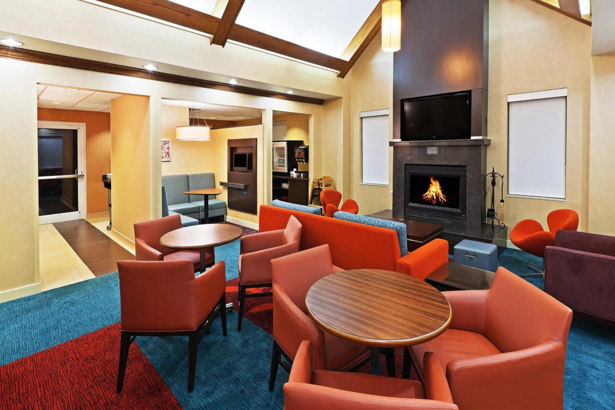 Residence Inn Houston Sugar Land/Стаффорд Екстер'єр фото