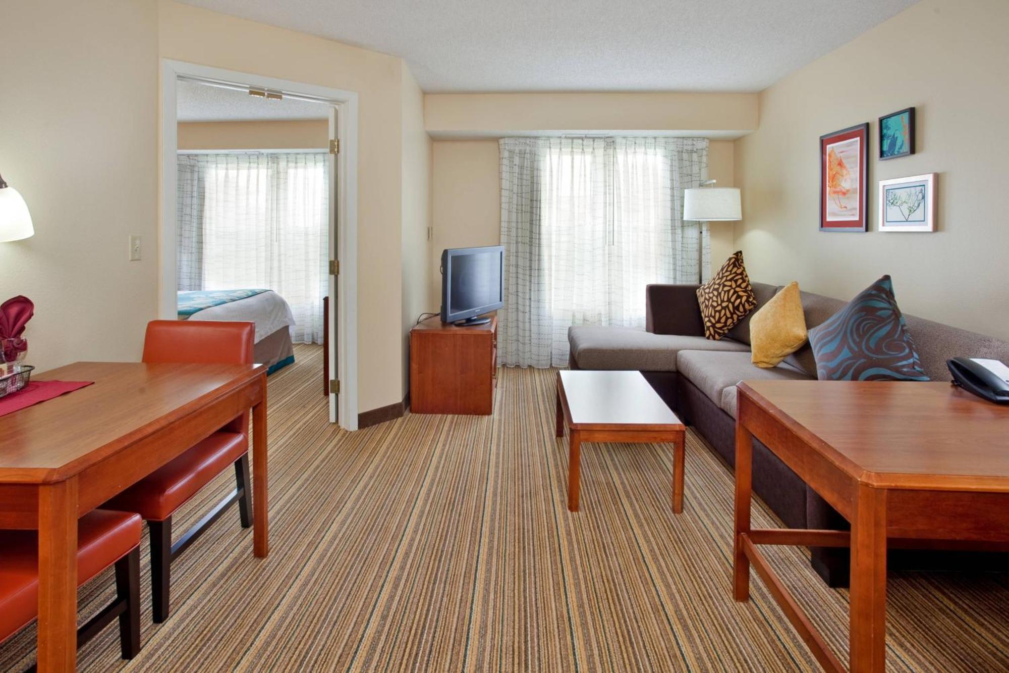 Residence Inn Houston Sugar Land/Стаффорд Екстер'єр фото