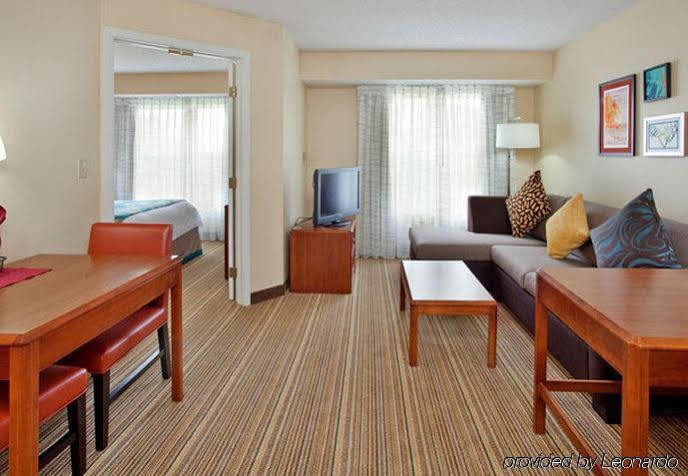 Residence Inn Houston Sugar Land/Стаффорд Екстер'єр фото